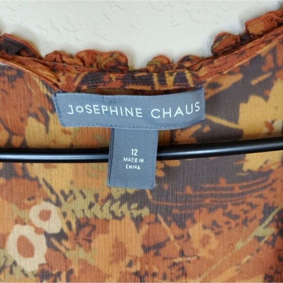 Joesphine Chaus Women brown floral silk top. - Picture 8 of 11